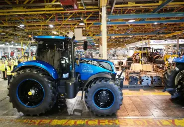 Iš New Holland gamyklos - du milijonai traktorių