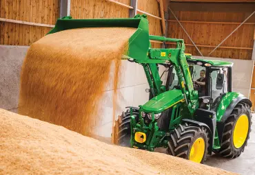 John Deere pristato naują 6M traktorių seriją