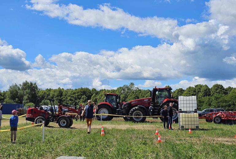 Dotnuva Baltic parodoje Agrovizija 2024 meta iššūkį dronams ir kviečia rungtis traktorininkus